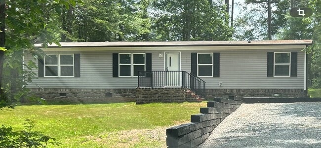 Building Photo - 2642 Forbes Rd