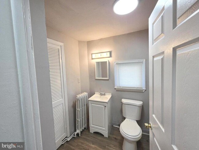 Foto del edificio - 5526 N Mascher St