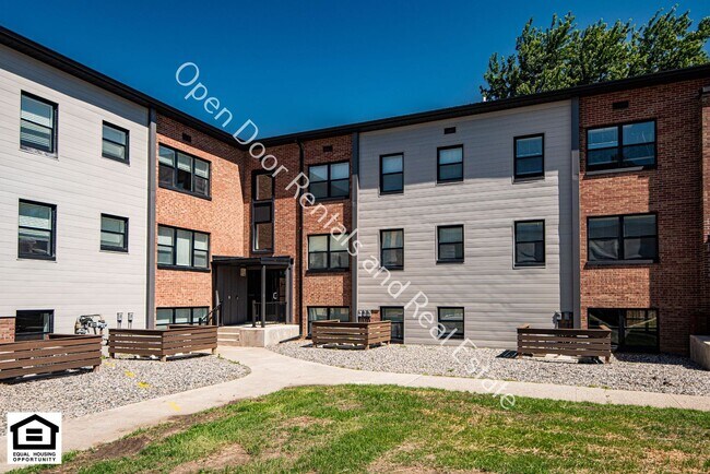 Foto del edificio - 1823 Griswold Dr