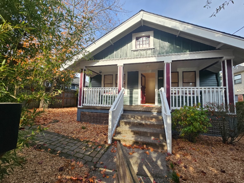 Photo - 3265 NE Alberta St (Portland, OR)