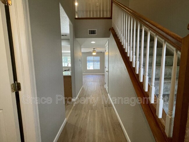 Foto del edificio - 19076 E 57th Pl