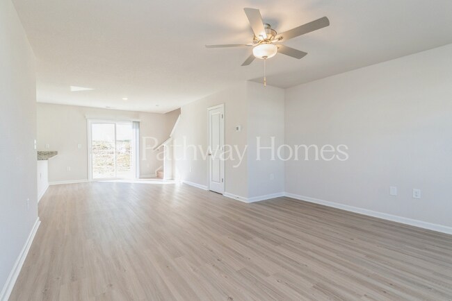 Foto del edificio - 6316 Lowe Ln