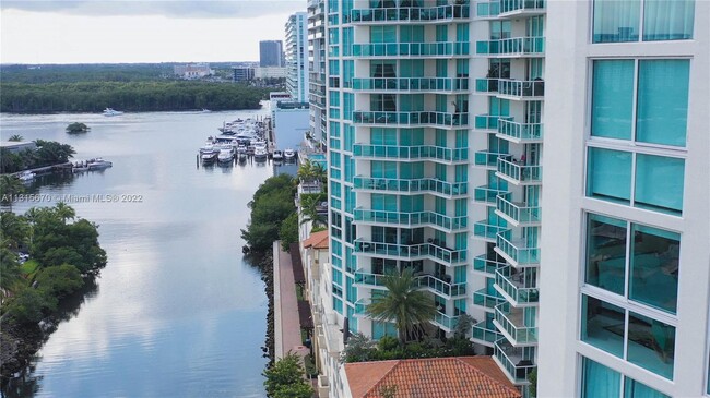 Foto del edificio - 200 Sunny Isles Blvd