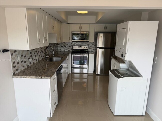 Foto del edificio - 5800 SW 127th Ave