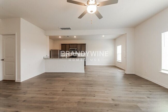 Foto del edificio - 9613 Klondike Dr