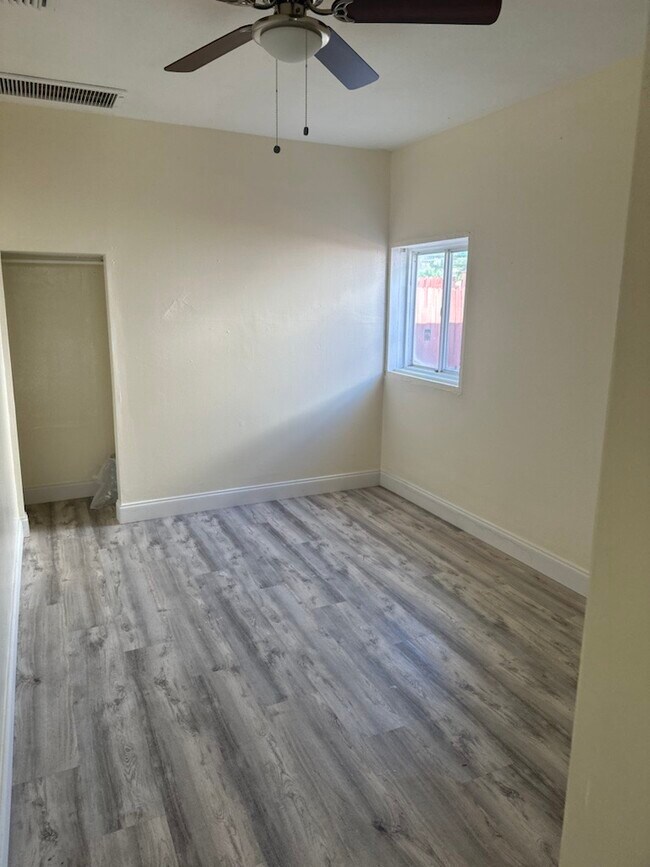 Foto del edificio - 531 S Highland Ave