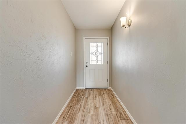 Building Photo - 714 Meadow Mead Dr