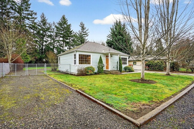 Building Photo - 2702 SE 153rd Ave