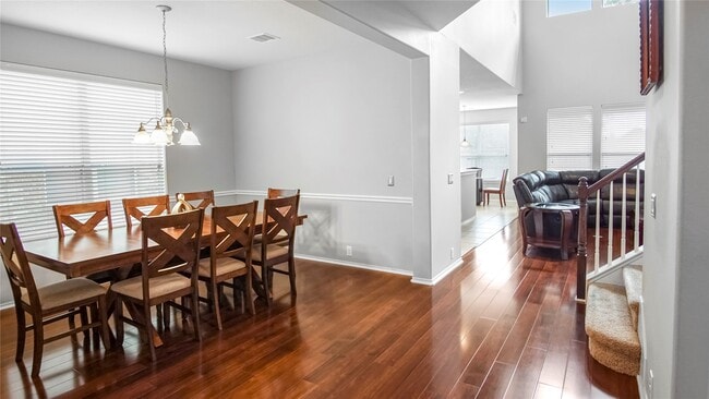 Foto del edificio - 17006 Cherokee Lake Ln