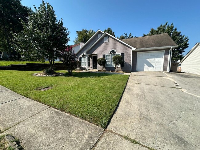 Building Photo - 10629 Pine Forest Ln