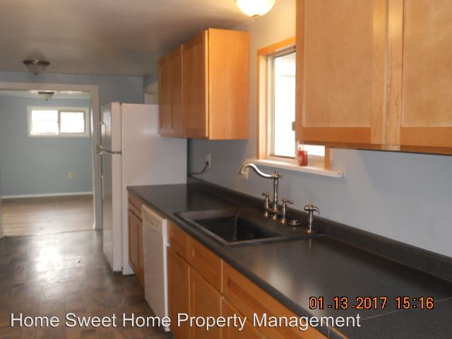 Building Photo - 409 W Harriman St
