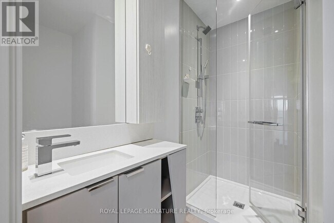 Photo du bâtiment - 3883 Quartz Rd