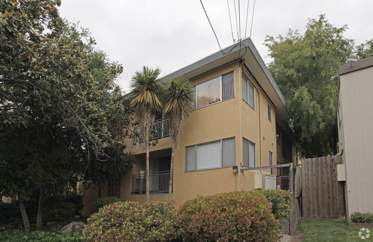 Building Photo - Newell Avenue Apartments