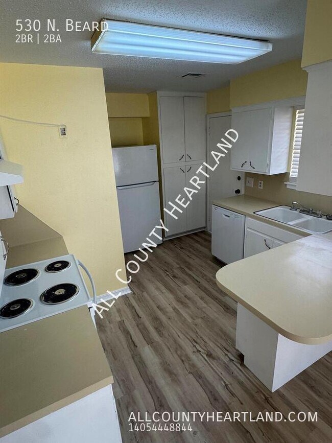 Foto del edificio - 530 N. Beard-