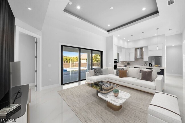 Building Photo - 436 NW 38th Ave