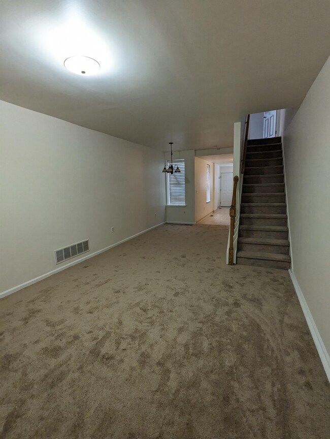 Foto del edificio - 1124 N Walnut St