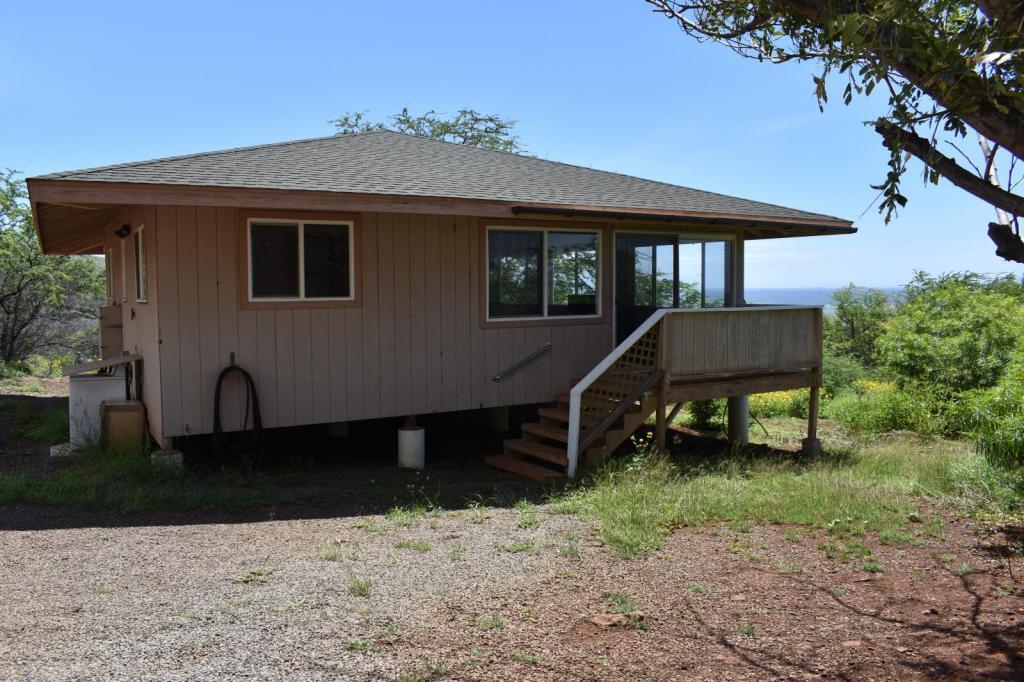 Primary Photo - 182 Ulua Rd.