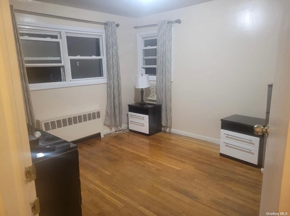 247 Benson Ave, Elmont, NY 11003 House Rental in Elmont, NY