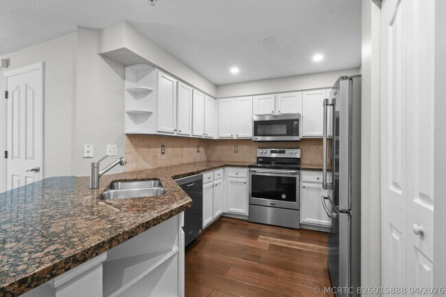 Building Photo - 175 Galicia Way