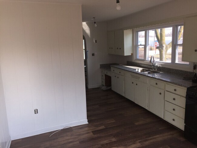Foto del edificio - New Haven - Large Corner Lot - 2 bedrooms/...