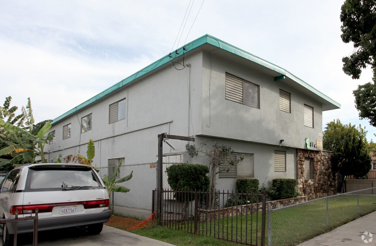 Foto del edificio - 816 Walnut Ave