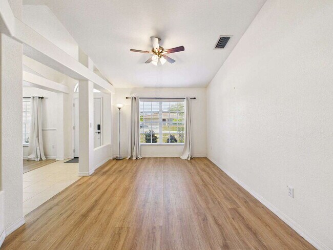 Building Photo - Furnished 4-Bedroom Home with Private Pool in San Carlos Park