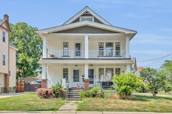Building Photo - 4270 Valley Rd
