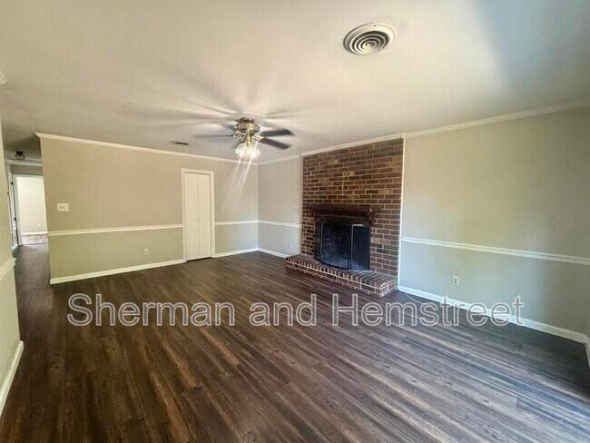 Foto del edificio - 4047 Indian Creek Rd