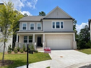 Building Photo - 632 Gilles Ln
