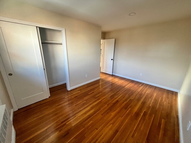 Foto del edificio - 0-02 2 St