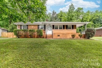 Building Photo - 3121 Sudbury Rd