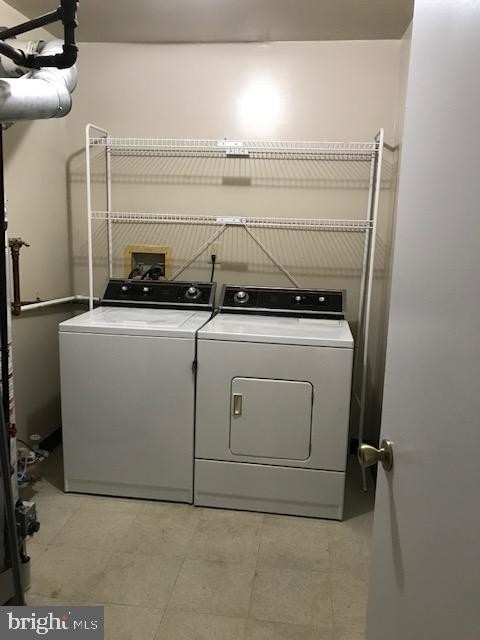 Foto del edificio - 44 Holly Ct