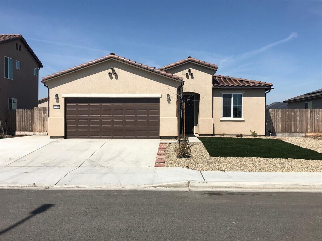 1181 S Clover Ave, Fresno, CA 93727 House Rental in Fresno, CA