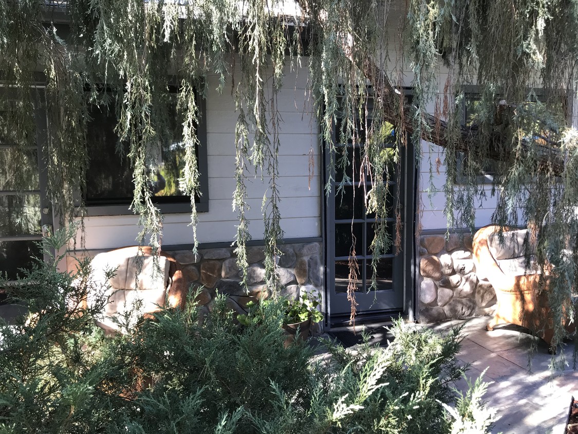 32 Houses Available for Rent in Woodland Hills, CA