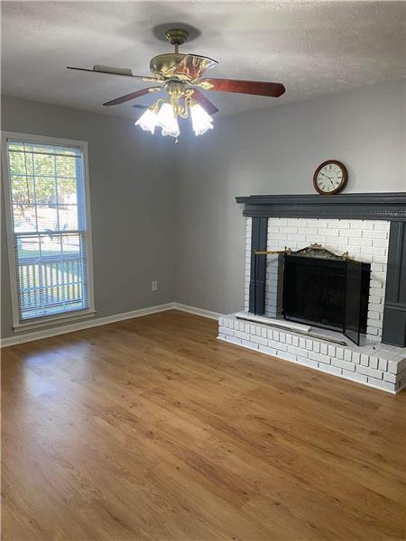Foto del edificio - 1088 Memory Ln