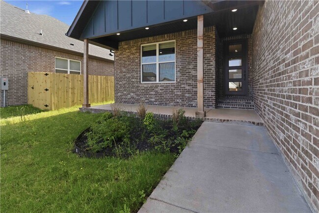Foto del edificio - 1240 Mammoth St