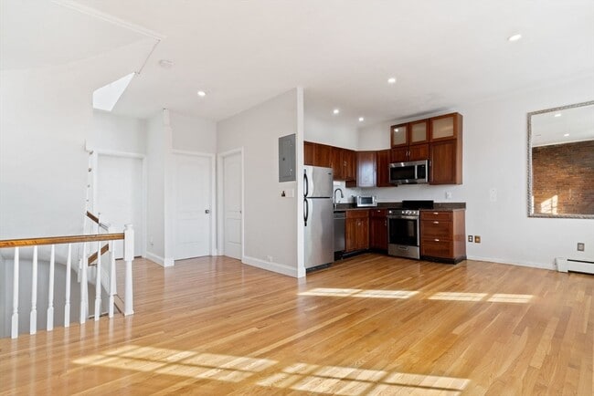 Foto del edificio - 64 West Cedar St