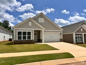 Building Photo - 6697 Star Dr