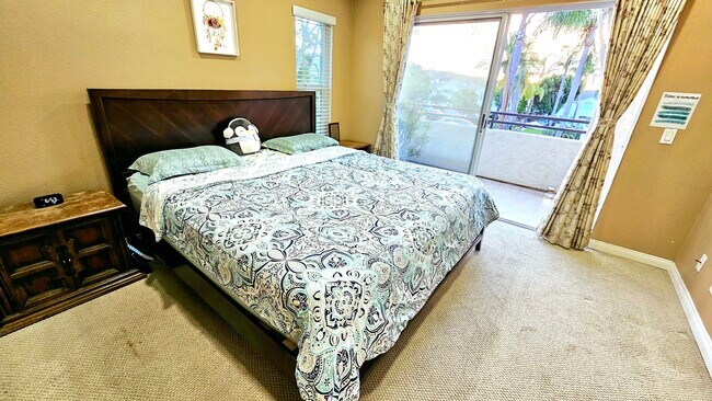 Master Bedroom - 11853 Spruce Run Dr