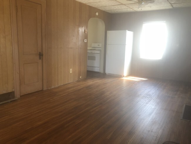 Sala de estar - 120 Block St
