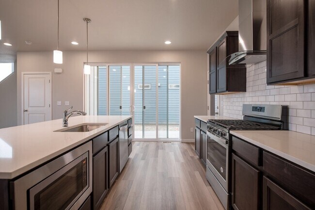 Foto del edificio - 2733 Conquest St