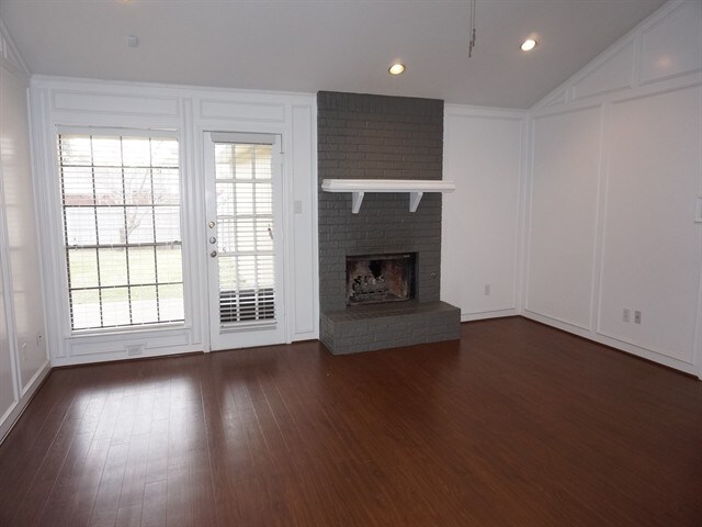 Building Photo - 6714 McCallum Boulevard