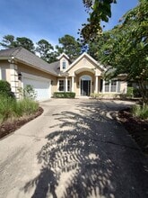 Building Photo - 38 Glencairn Ave
