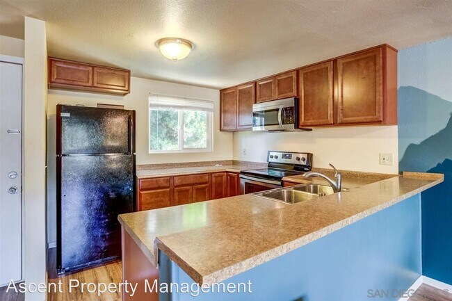 Foto del edificio - 8779 Lake Murray Blvd