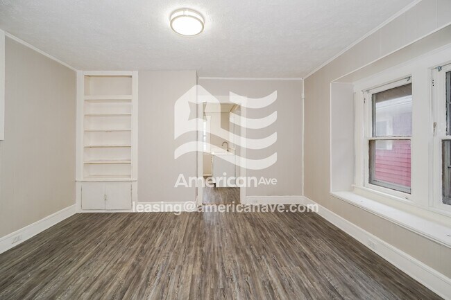 Foto del edificio - 2117 W 85th St