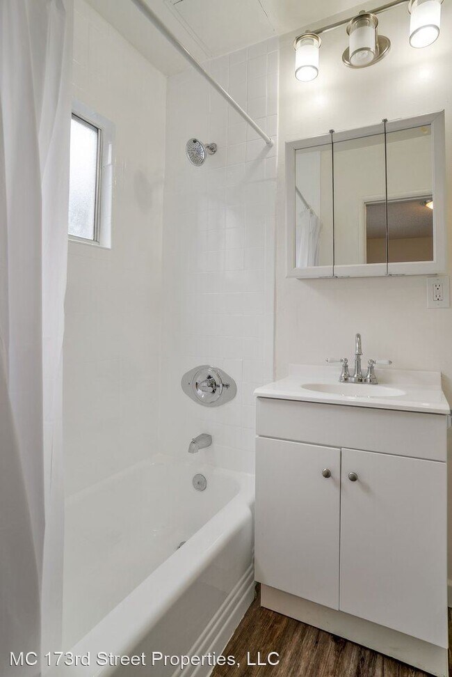 Building Photo - 4558 W 173rd St
