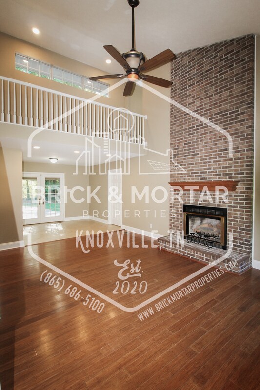 Building Photo - 1412 Springwood Cir