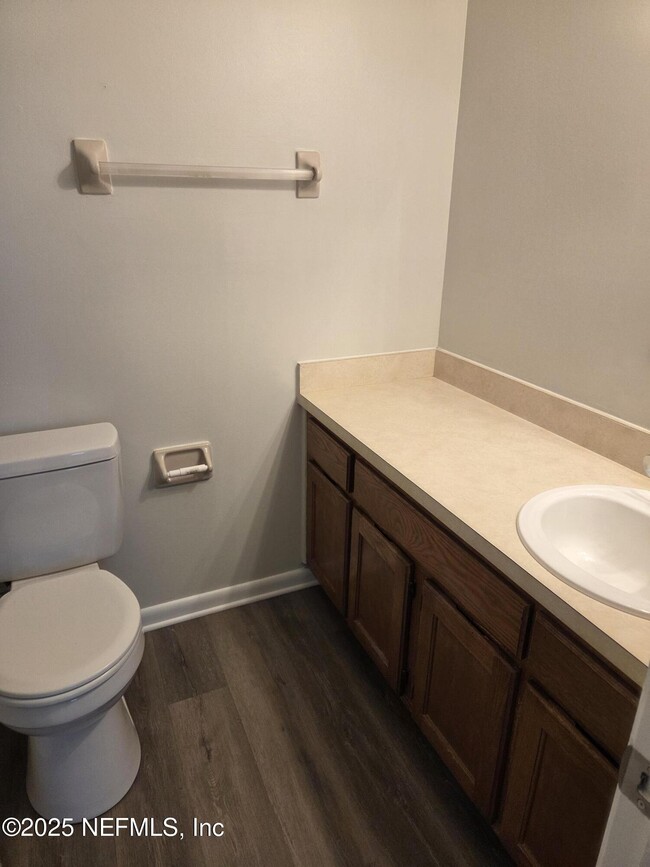 Building Photo - 1681 Dogwood Cir