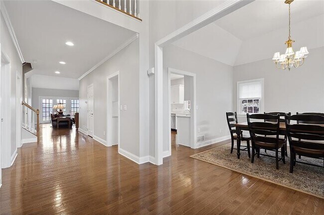 Building Photo - 101 Eagleview Ct