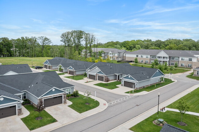 Building Photo - The Villas at Bakers Ridge